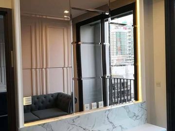 1 Bedroom Condo for sale at Edge Sukhumvit 23