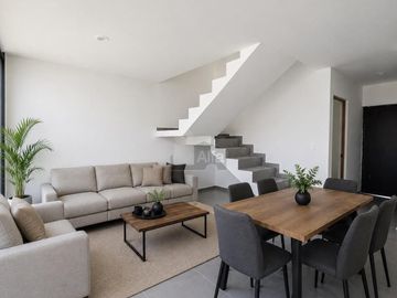 Venta de Casa con Recamara en planta baja en Corregidora
