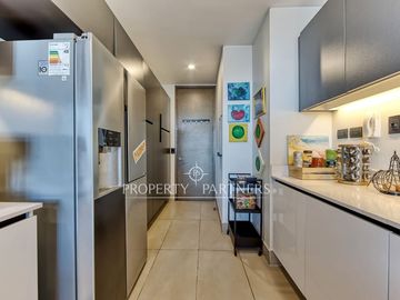 Gran departamento, prácticamente nuevo, sector Lo Curro