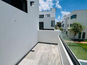 CASA EN VENTA EN RESIDENCIAL ARBOLADA