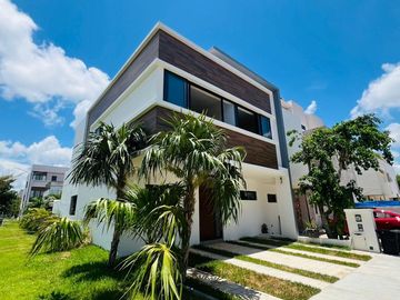 CASA EN VENTA EN RESIDENCIAL ARBOLADA