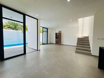 CASA EN VENTA EN RESIDENCIAL ARBOLADA