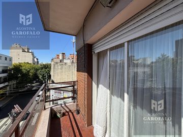 Venta Departamento 2 ambientes en Balvanera, balcón al frente, luminoso