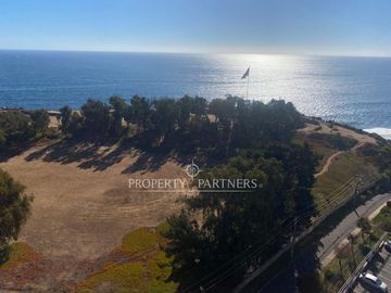 Amplio departamento con vista infinita en Jardín del Mar