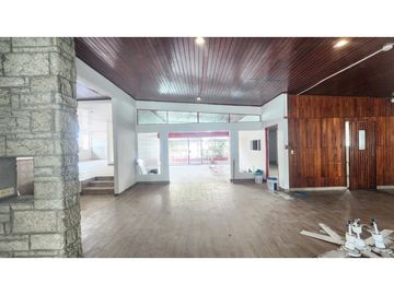 ALQUILER DE CASA COMERCIAL CON LOCALES EN SAN FRANCISCO VIA ISRAEL