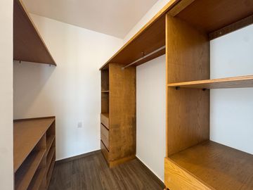CASA DE UN NIVEL EN VENTA EN L. DEL MEDITERRANEO