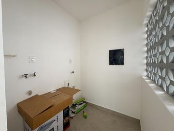 CASA DE UN NIVEL EN VENTA EN L. DEL MEDITERRANEO