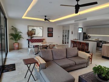 CASA EN VENTA EN RESIDENCIAL VIA CUMBRES
