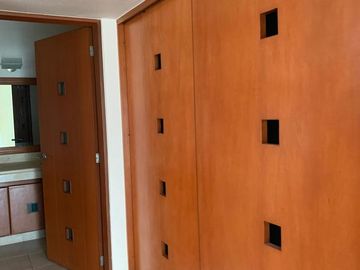 Casa en Renta en Cancún, Residencial La Fuente, Av. Nizuc, SM 17.