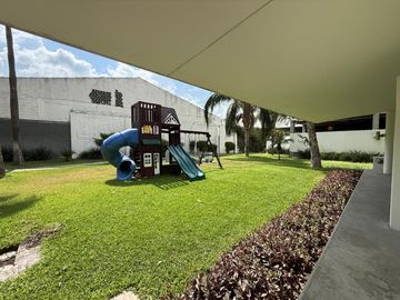 Departamento en Renta de 3 recámaras en Torre Iconos, Mty, NL