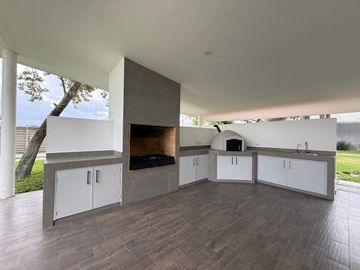 Departamento en Renta de 3 recámaras en Torre Iconos, Mty, NL