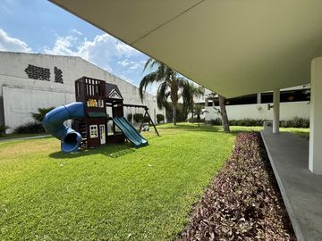 Departamento en Renta de 3 recámaras en Torre Iconos, Mty, NL