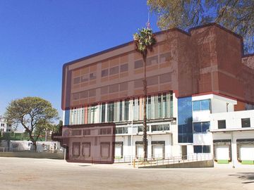 Bodega Industrial en  Tlalpan, CDMX de 6,380 m2 divisible con elevadores para carga