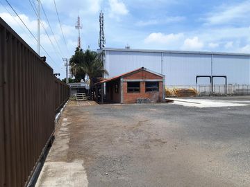 Terreno de 2,579m2 en RENTA en Parque Industrial Bernardo Quintana, Qro.