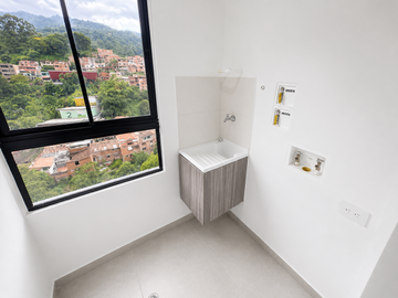 Apartamento nuevo en venta Envigado Camino Verde