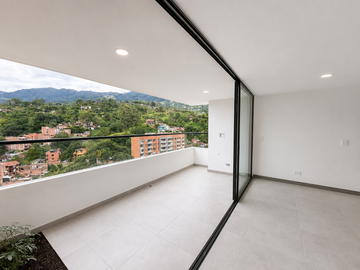 Apartamento nuevo en venta Envigado Camino Verde