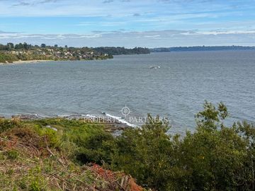 Se vende increible terreno con orilla de lago a minutos de Puerto Varas
