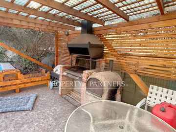 Espaciosa propiedad con tres casas en excelente ubicación de San Miguel