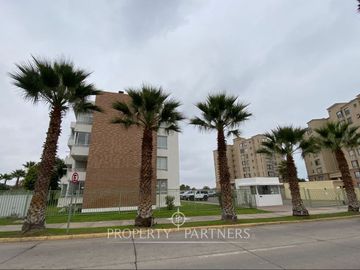 Arriendo año corrido 3 dormitorios amoblado cercano Colegio Inglés