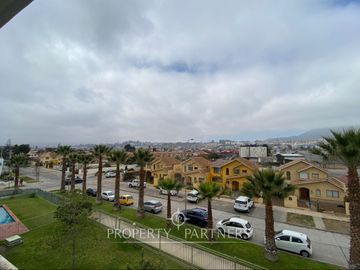 Arriendo año corrido 3 dormitorios amoblado cercano Colegio Inglés