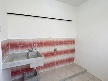 CASA EN VENTA EN PRIVADA EN FAJA DE ORO