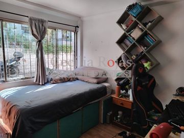 Se vende departamento remodelado con máxima seguridad, frente a futuro metro linea 8