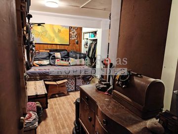 Se vende departamento remodelado con máxima seguridad, frente a futuro metro linea 8