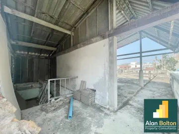 Apartment Building for Sale With 20 Studios Offering Huge Potential to Renovate or Build New