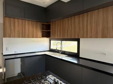Casa en venta en Barrio Santa Ana Villanueva
