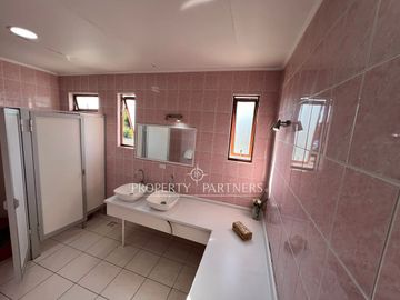 Exclusiva Propiedad con Centro de Eventos y Cabaña Equipada