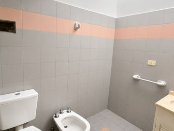 Casa en venta c/ cochera en Malagueño