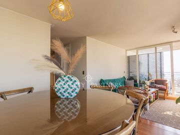 Amplio Departamento de 98 m² Totales en Inmejorable Ubicación de Macul!
