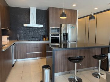 DEPARTAMENTO EN VENTA AMUEBLADO VALLE LAS FRIDAS