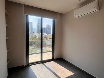 DEPARTAMENTO EN RENTA  TORRE AMATIS, VÍA CORDILLERA