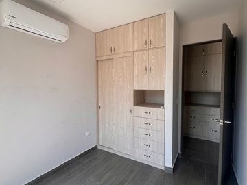 DEPARTAMENTO EN RENTA  TORRE AMATIS, VÍA CORDILLERA