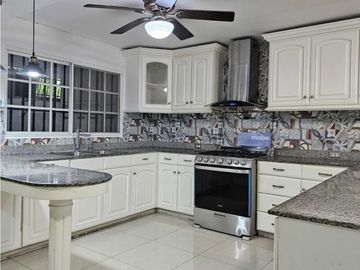 Casa en venta La Alameda  (PD)