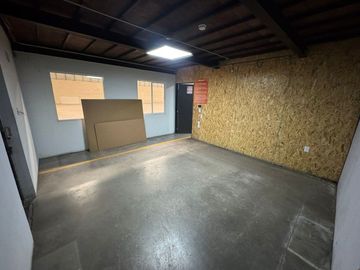 BODEGA EN RENTA EN ZONA INDUSTRIAL