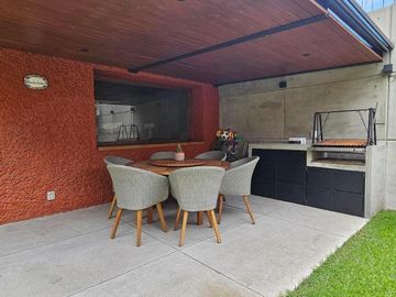 CASA REMODELADA EN VENTA EN TLACOPAC