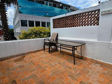 CASA REMODELADA EN VENTA EN TLACOPAC