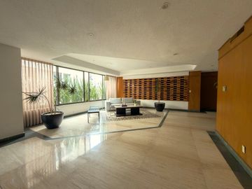 DEPARTAMENTO EN VENTA EN BOSQUES DE LAS LOMAS