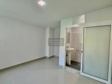 FOR SELL Townhouse/Townhome  Kamollak Westgate - Bang Yai MRT-Sam Yaek Bang Yai CX-151671