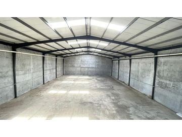 ALQUILER Y VENTA DE GALERAS EN MILLA 8 DESDE 1250m2, 2560 JP