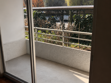 DEPARTAMENTO EN PRIMER PISO CON TERRAZA Y  EN SAN MIGUEL