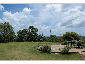 SE VENDE FINCA CON PISCINA Y GAZEBO EN CHORRERA EL COCO DE 4041M
