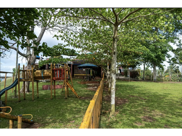 SE VENDE FINCA CON PISCINA Y GAZEBO EN CHORRERA EL COCO DE 4041M