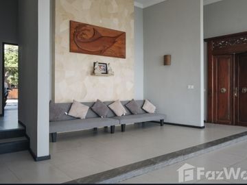 7 Bedroom Villa for sale in Kubutambahan, Bali