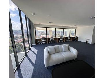 SE VENDE APARTAMENTO EN HATO PINTADO PH BALCONY CON 3 HABITACIONES