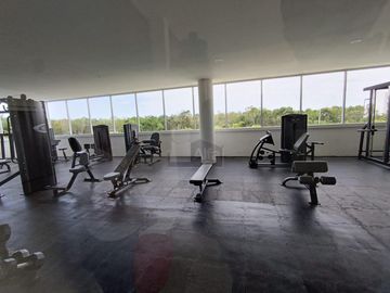 Casa en venta Residencial Vía Cumbres, Cancun de 4 recamaras y 4 baños completos, cuarto servicio