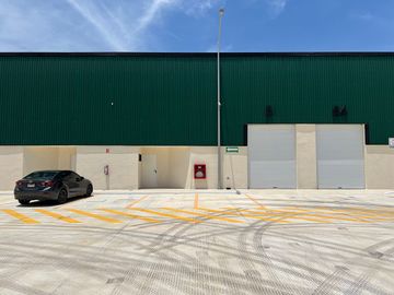 Bodega Industrial cerca de estación TREN MAYA, sobre carretera Mérida-Cancún.
