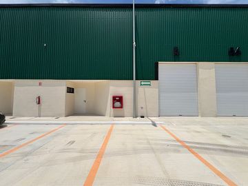 Bodega Industrial cerca de estación TREN MAYA, sobre carretera Mérida-Cancún.